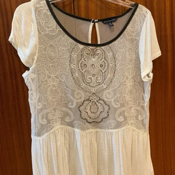 American Eagle Outfitters cream colored mesh top in size Large. - Picture 6 of 9